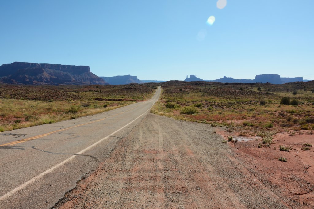 weheadcrosscountrytheriverisacoupleofmilestothewest.jpg